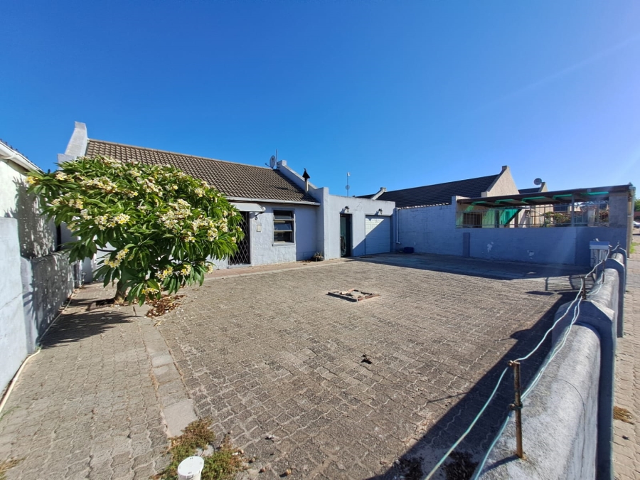 2 Bedroom Property for Sale in Malibu Village Western Cape